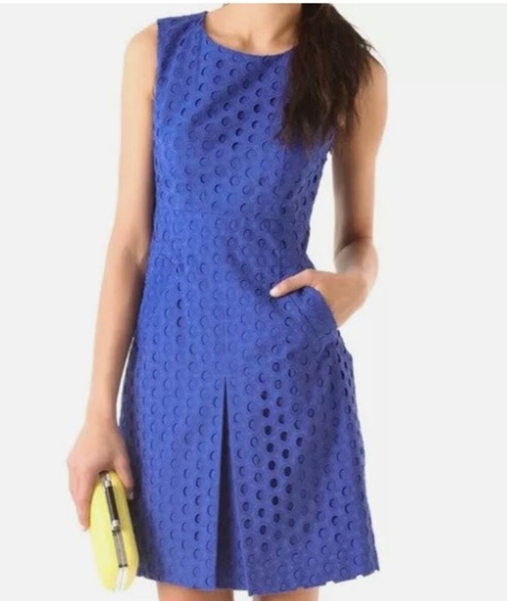 Diane Von Furstenberg Carpreena Ring Stitch Dress Dress Blue Size 4 Spring